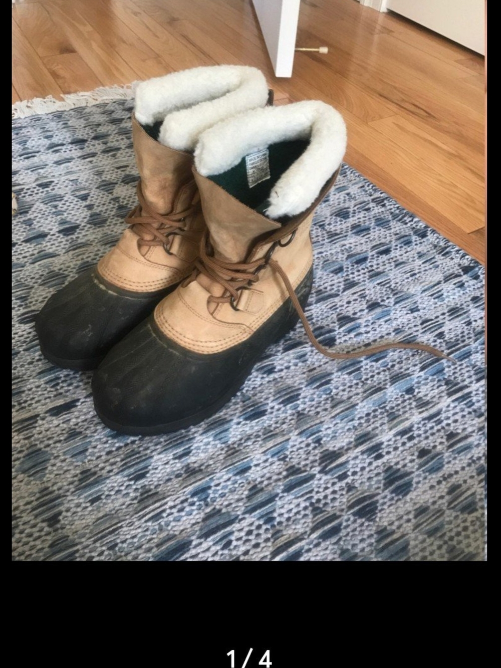 Women’s Tan and Black Insulated Winter Lace-Up Boots